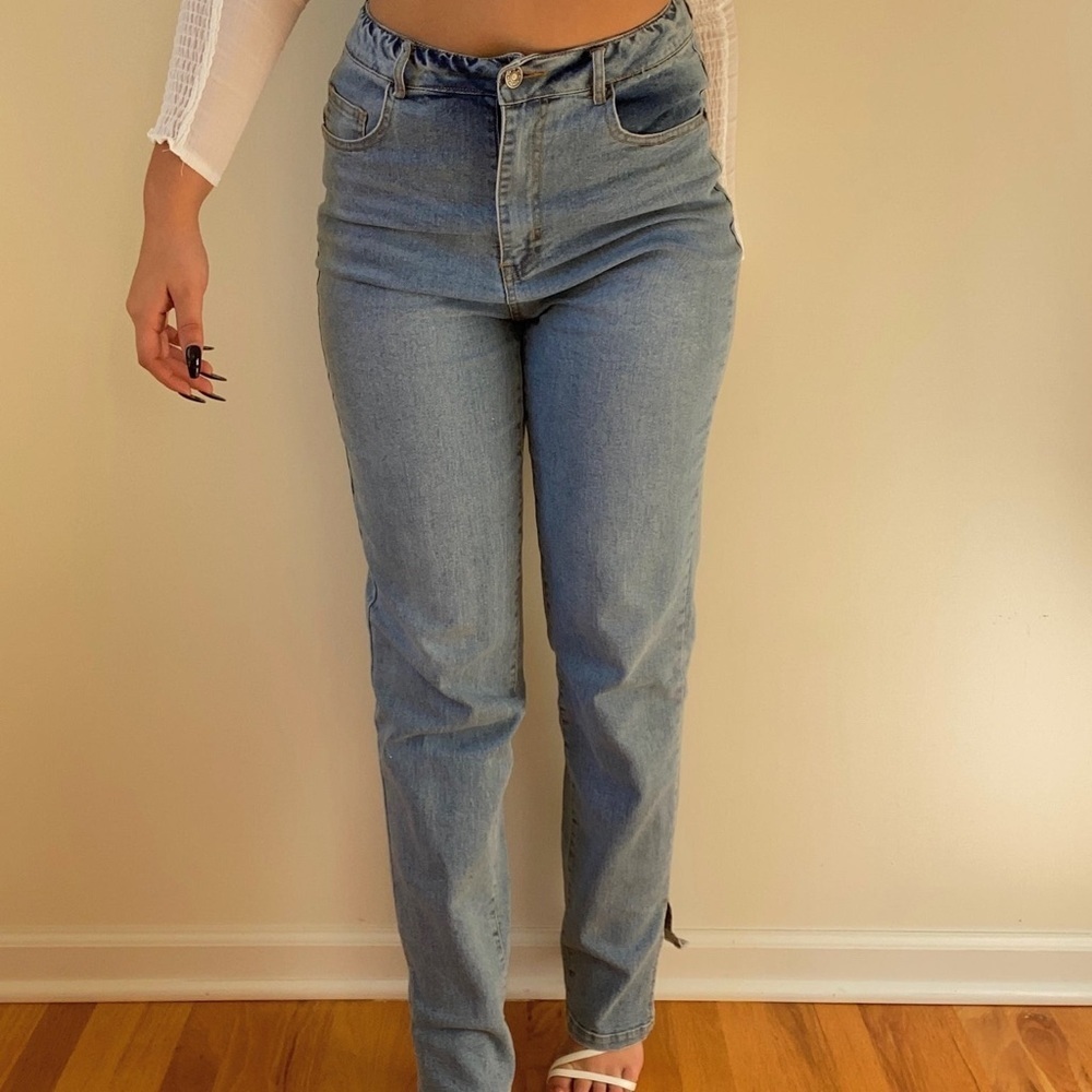 Bottom slit mom jeans
